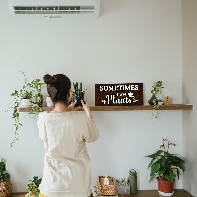 Sometimes I wet my plants Funny Garden Wooden Signs,Rustic Garage Home Farmhouse Wall Fence Decoration (Black)