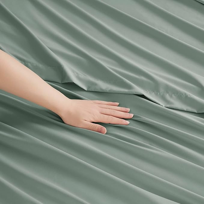 Clara Clark Bed Sheets, Premier 1800 Series Bed Sheet Set, Deep Pocket, Wrinkle, Fade, Stain Resistant, Luxury Soft Bedding Sheets & Pillowcases, Twin, Ice Green