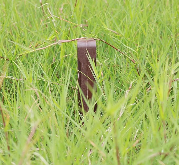 30 PCS Brown Landscape Edging Garden Stakes, 10 Inch Landscaping Anchoring Spikes Heavy Duty Plastic Garden Netting Ground Stakes Brown for Edging & Terrace Board