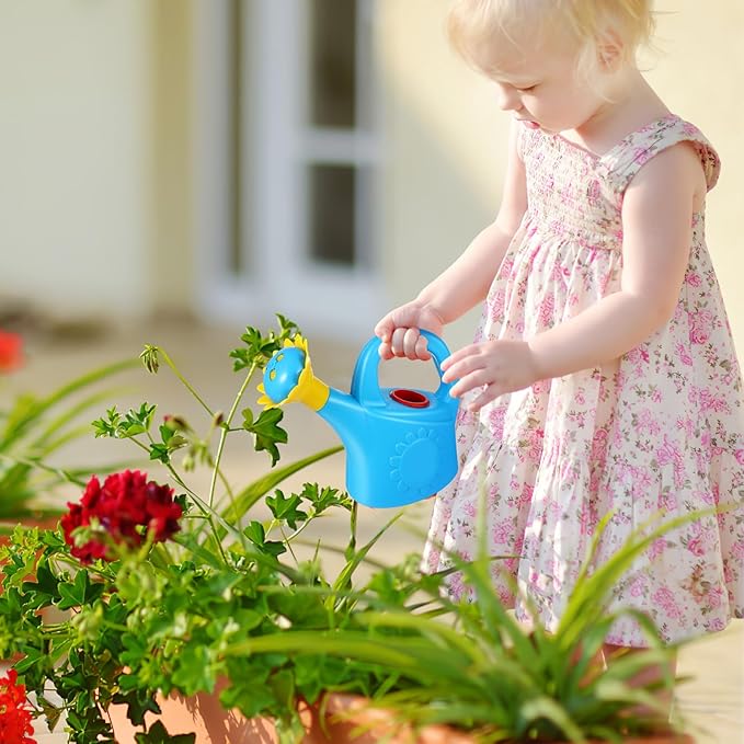 Chicken Watering Cans, Plastic Watering Can Watering Can Kids Beach Watering Can Toys, 2 Pieces (Random Color)