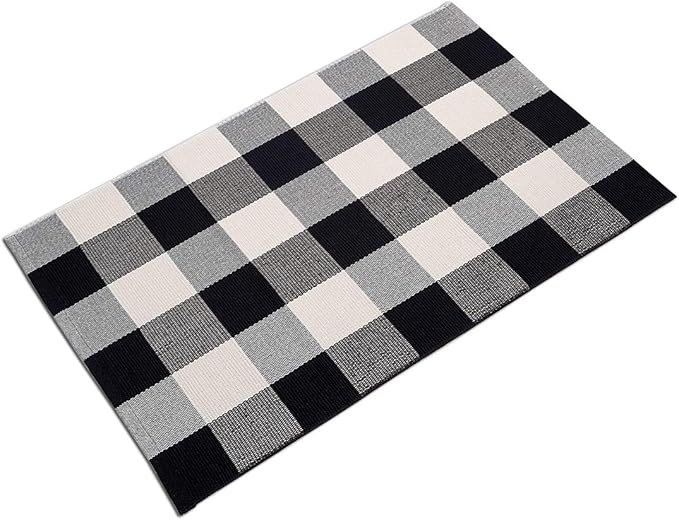 MUBIN Buffalo Plaid Rug 2X3 ft Outdoor Black and White Checked Rug Cotton Reversible Hand-Woven Indoor Washable Entryway Front Porch Decor Rugs for Layered Welcome Front Door Mats