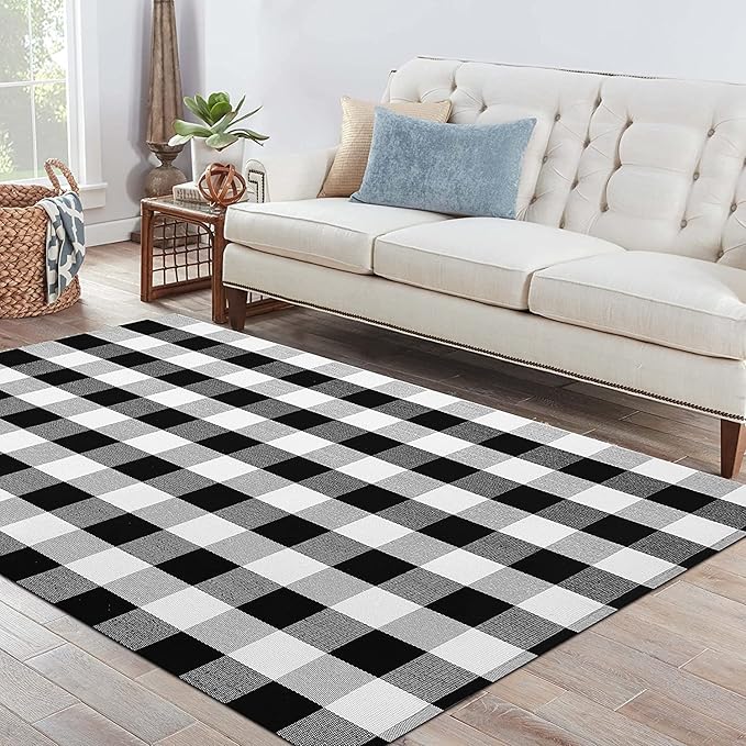IOHOUZE Buffalo Plaid Checkered Rug 4x6 Ft Front Door Mats, Washable Area Rugs for Front Porch Decor, Spring Summer Welcome Mats Outdoor, Black White Rug for Farmhouse/Entryway/Home Entrance