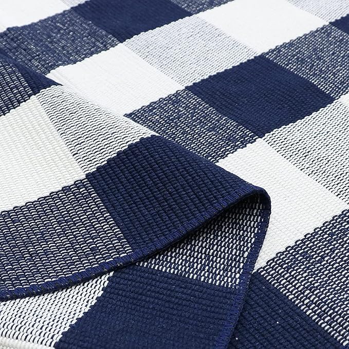 SEEKSEE Cotton Buffalo Plaid Rug 3'x5' Navy Blue and White Checked Rug Washable Doormats Indoor Outdoor Rugs for Layered Front Door Mats, Porch, Kitchen, Farmhouse, Entryway