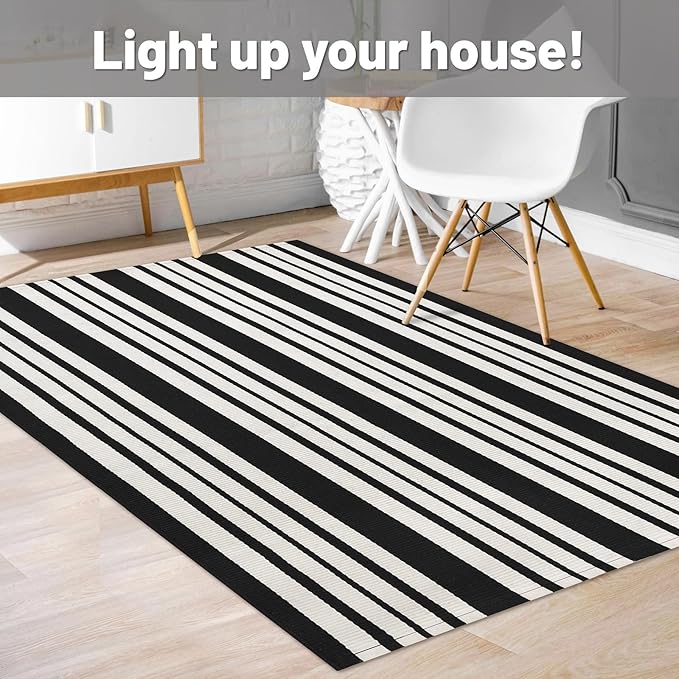 IOHOUZE Black and White Striped Rug 3'x5' Front Door Rugs Outdoor, Washable Area Rug for Front Porch, Spring Summer Doormats Outdoor Indoor, Cotton Rugs for Entryway Porch Entrance
