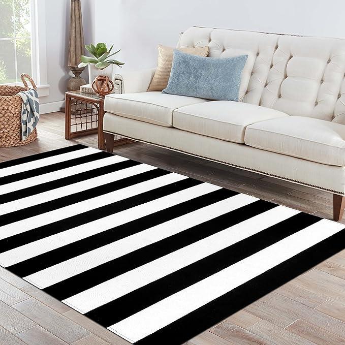 IOHOUZE Black White Striped Rug -4x6 Front Door Mats Outdoor,Washable Rug for Front Porch Decor,Spring Summer Welcome Mats Outdoor Indoor, Doormat for Farmhouse/Entryway/Home Entrance