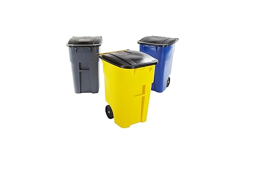 Brute Rubbermaid Gray 50 Gal Rollout Container w/Lid