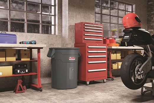 Suncast Commercial Products 32 Gallon Trash Can with Vented Channels, Ergonomic Handles, Rolled Upper Lip, Made in The USA, Gray