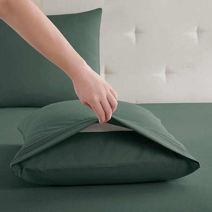 Clara Clark Bed Sheets, Premier 1800 Series Bed Sheet Set, Deep Pocket, Wrinkle, Fade, Stain Resistant, Luxury Soft Bedding Sheets & Pillowcases, King, Forest Green