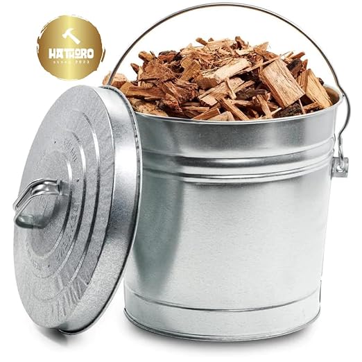 Galvanized Steel Trash Can with Galvanized Locking Lid, for Kitchen, Outdoor, Camping, Multipurpose (Galvanized Steel, 10 Gallon)