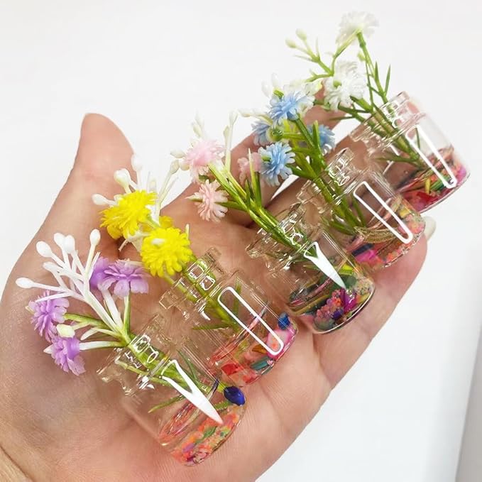 3 Pcs Random Daisy Miniature Glass Flower Vases – Handmade Transparent Luminous 3D Shell Bottle Ornaments for 1:6/1:8 Scale Dollhouse, Fairy Garden, DIY Crafts,Car & Tabletop Decorations (2.3x0.8in)