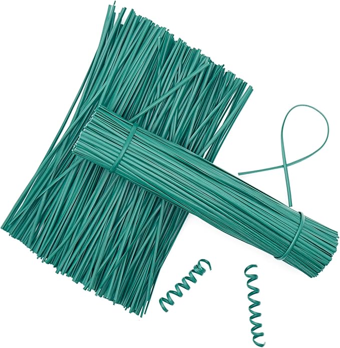 Green Plastic Twist Ties Bulk, 6 Inch Reusable Twist Ties Garden Ties for Plants, 500 Pcs Metallic Twist Ties for Bread Bags, Vines and Wrapping Cords, Christmas Decor