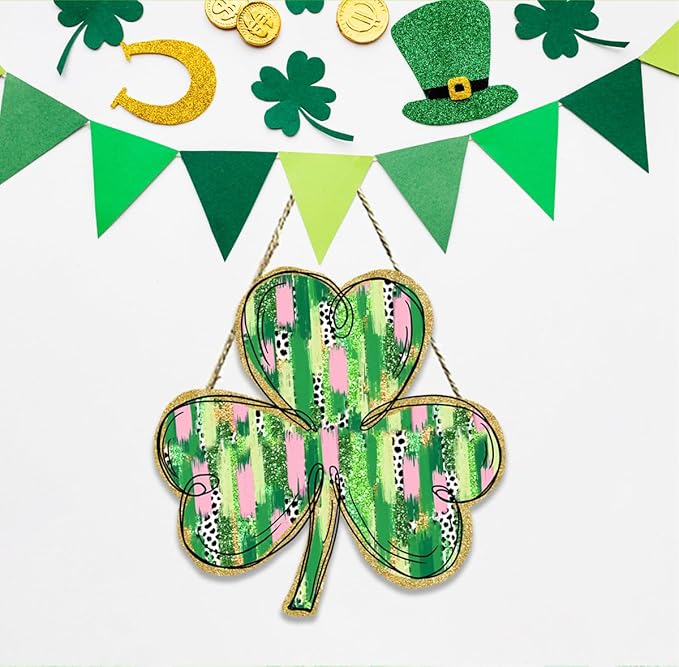 St Patricks Day Door Decorations, St Patricks Day Decorations, Shamrock Door Decoration, Lucky Gold Glitter Brushstroke Clover Wood Hanging Sign for Office Party Porch Yard Home Decor