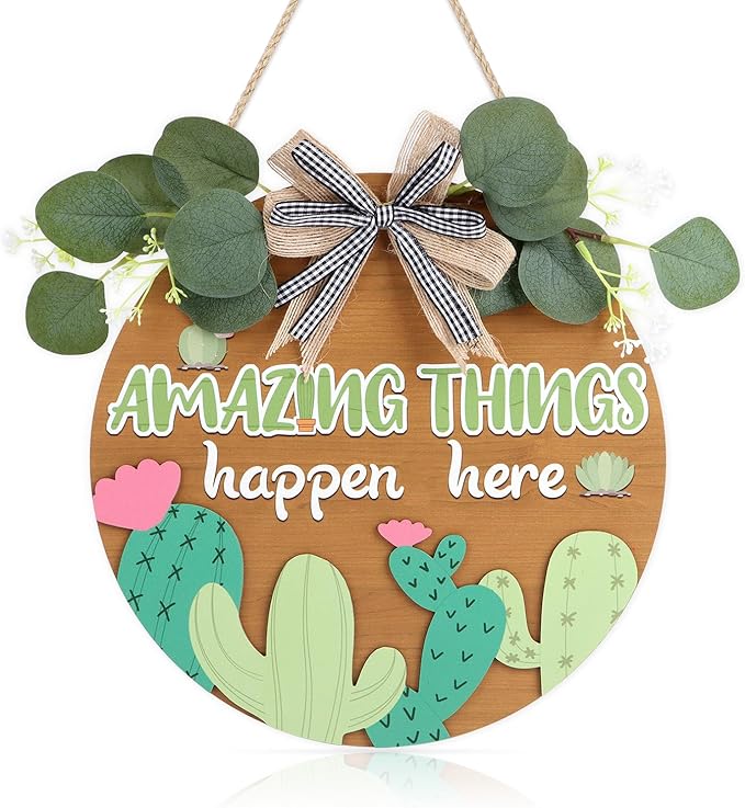 HLNIUC Amazing Things Happen Here Wooden Sign(11”x11”) 3D Round Desert Cactus Door Hanger,Inspirational Classroom Teacher Wreath Hanging Plaque,Cute Cactus Front Door Wood Signs for Preschool Daycare