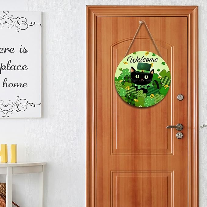 Welcome St. Patrick's Day Green Shamrock Clover Door Sign For Front Door Decor,Black Cat Gold Coins Irish Wooden Sign 12"x 12" Round Wood Hanging Door Sign Decoration for Wall Rustic Decor