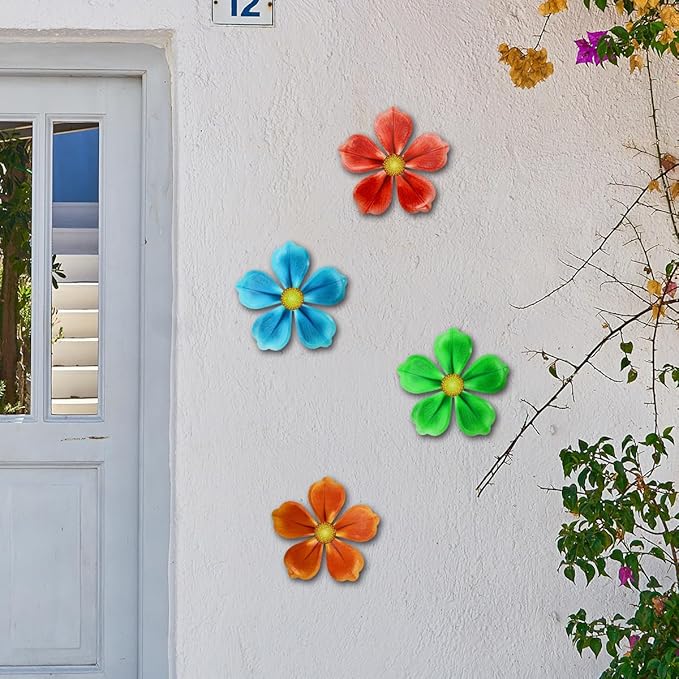 Giyyomtr Metal Flowers Wall Decor - 4pcs Metal Wall Art Hanging Decorations for Outdoor Fence Garden Yard Patio Decor, Gift for Mom Friends