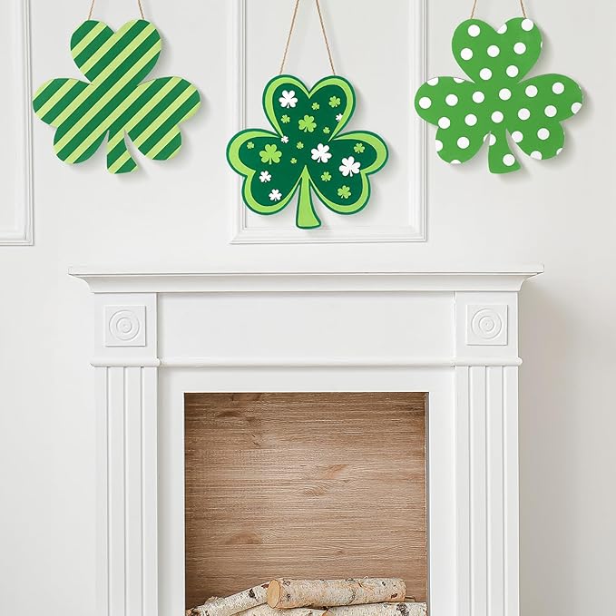BreezeHug 3 Pcs St. Patrick's Day Door Sign, Shamrock Wooden Door Wreath for Front Doors Irish Shamrock Hanging Decoration Lucky Ornament Spring Wood Clover for Wall Home Outdoor Holiday Party Decor