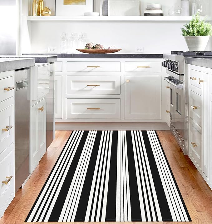 IOHOUZE Black and White Striped Rug 4'x6' Outdoor Rugs, Washable Area Rug for Double Front Door, Large Patio Rug Outdoor Indoor, Doormat for Entryway Porch Entrance