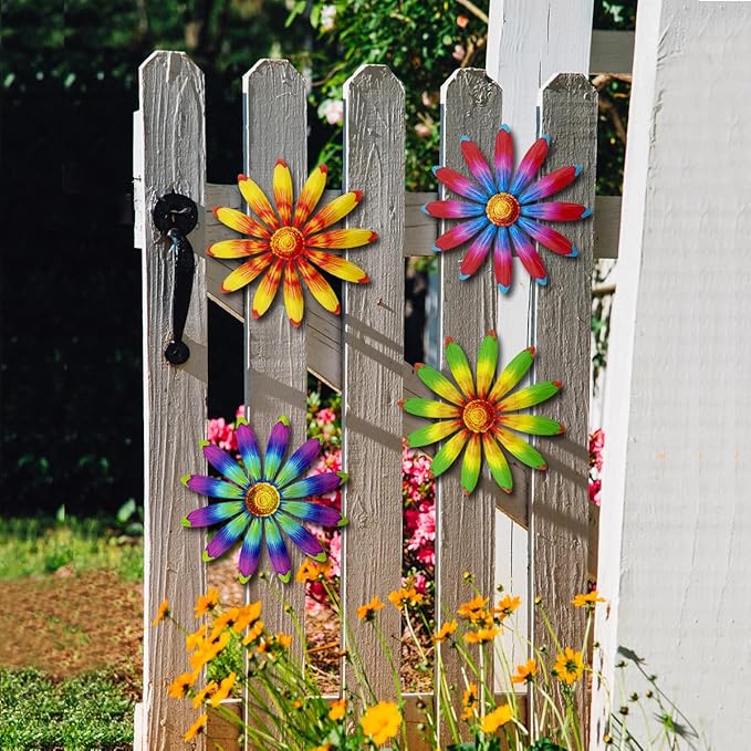 Giyyomtr Metal Flowers Wall Decor - 4pcs Metal Sunflowers Wall Art Hanging Decorations for Outdoor Fence Garden Yard Patio Decor, Gift for Mom Friends