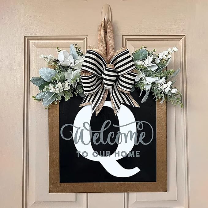 Last Name Front Porch Decor,Welcome Sign Front Door Wreath,Porch Decorations Outdoor,26 Letter Wreaths Front Door Hanging,Spring Wreaths for Front Door,Front Door Wreaths for All Seasons Monogram (Q)
