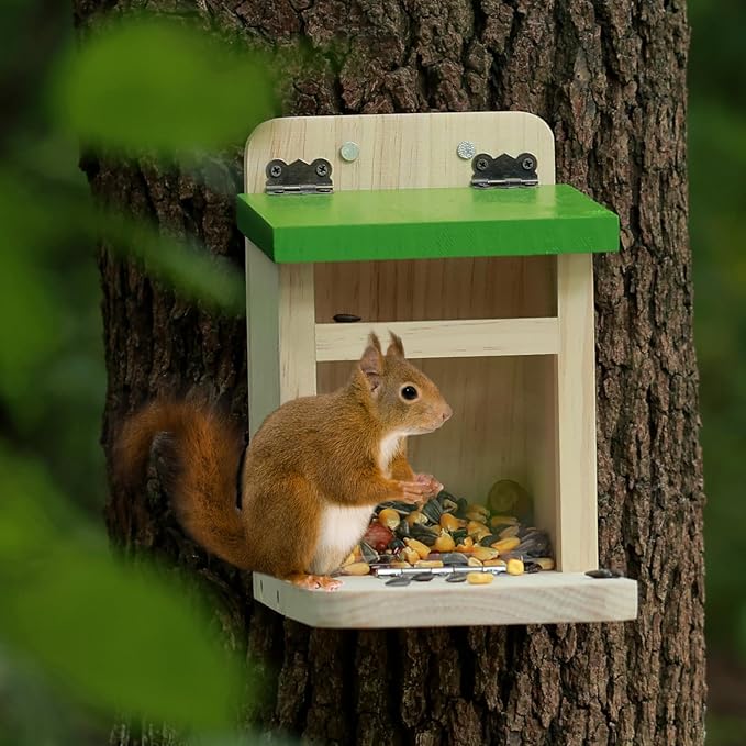 MIXXIDEA Squirrel Feeders for Outside Garden, Wooden Squirrel Feeder Box,Squirrel Feeding Stations with Green Cover, Easy to Fill Squirrel Feeding House(Green-1pk)