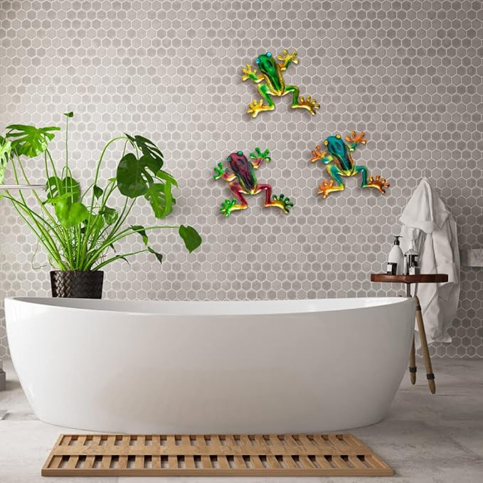 Frog Decor, Outdoor Wall Art, Metal Frog Wall Decor for Fence, Garden, Patio, Yard, Outside Gifts for Adults (3 Pieces)
