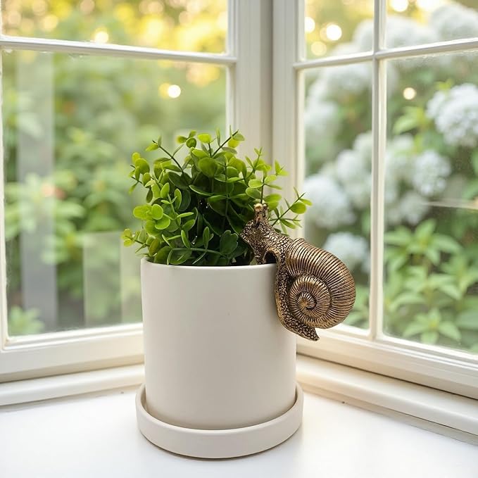 Vintage Bronze Climbing Snail Statue Flower Pot and Vase Hugger Miniature Fairy Garden Terrarium Decor Resin Art Patio Lawn Yard Ornaments Outdoor Fence Decorations