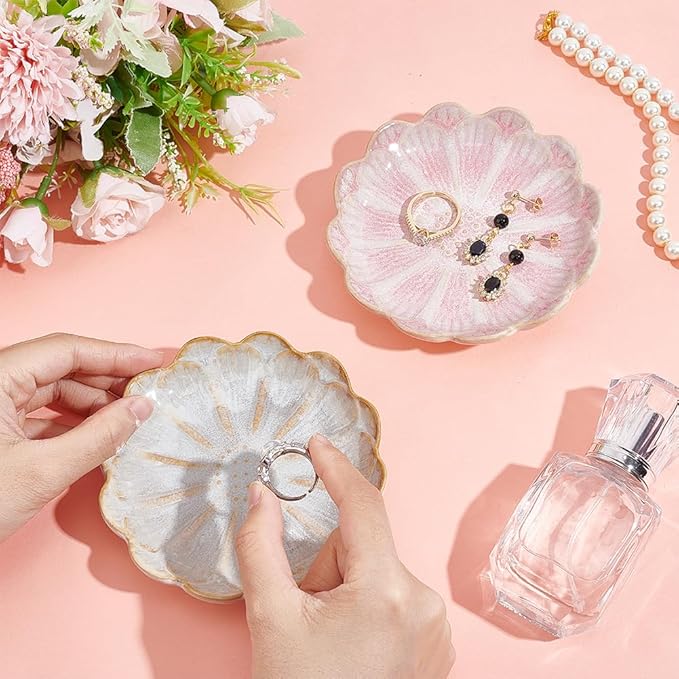 NBEADS 2 Pcs Ceramic Jewelry Tray, Lotus Flower Ring Dish Holder Porcelain Trinket Tray Decorative Trinket Plate for Ring Necklace Bracelet Jewelry Watch Key Gift, Whitesmoke/Pink