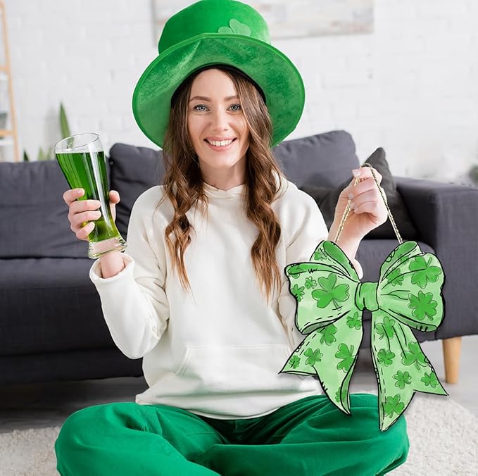 St Patricks Day Door Decorations, St Patricks Day Decorations, Shamrock Door Decoration, Lucky Charm Shamrock Bow Wood Hanging Sign for Office Party Porch Yard Outdoor Indoor Home Decor