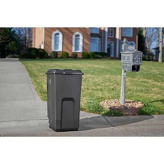GeRRiT 45-Gallons Black Plastic Wheeled Trash Can with Lid Outdoor, Long-Lasting Service Life