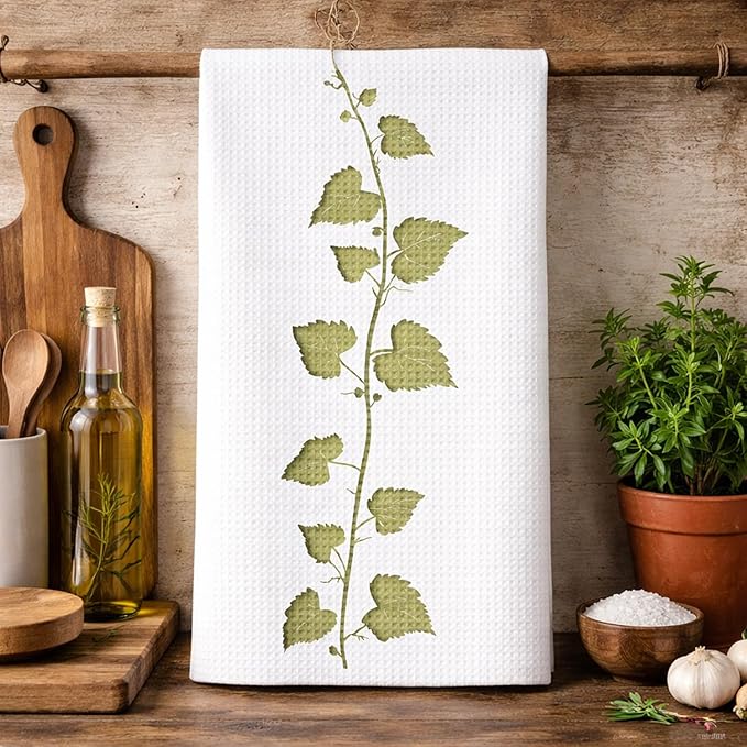 Grape Leaves Stencil 8.5x11 Inch Reusable Plastic Template for Painting Crafts Rustic Wall Art and Home Décor