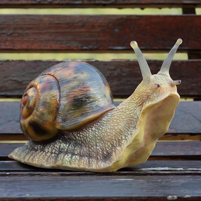 Garden Snail Sculpture, Reptile Resin Sculpture, Suitable for Outdoor Courtyard Pond Garden Lawn Decor Landscape, is The for Garden Enthusiasts (7 inches)
