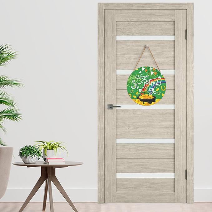 St. Patrick's Day Door Hanger Lucky Shamrock Rainbow Door Sign for Front Door Happy St Patricks Day Wooden Hanging Decoration for Wall Porch Outdoor Holiday