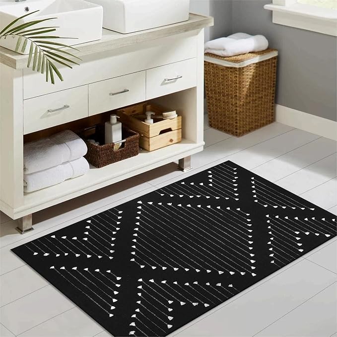 LIVEBOX Black Outdoor Entryway Rug, Washable Boho Porch Rug Cotton Front Door Mat, Moroccan Woven Area Rugs Throw Carpet for Layered Front Door (2.3' x 3.6')