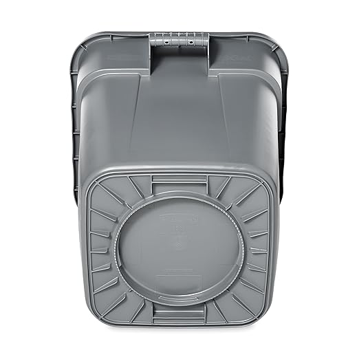 Rubbermaid Commercial LLDPE Square Brute 28-Gallon Trash Can without Lid, Gray, For Restaurants/Garages/Offices/Mailrooms/Classrooms