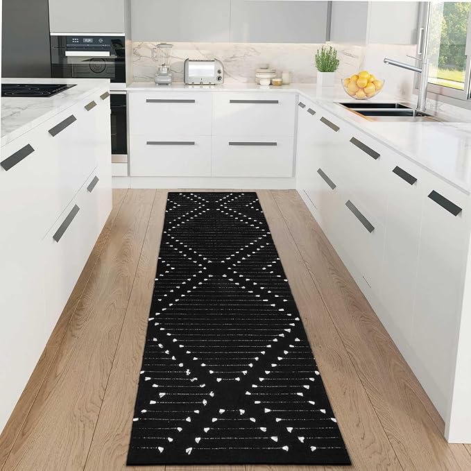 LIVEBOX Black Runner Rug for Kitchen, 2x8 Boho Washable Rug Runner for Hallway,Moroccan Cotton Long Entryway Area Rug Indoor Carpet for Bedroom Laundry Doorway Entry