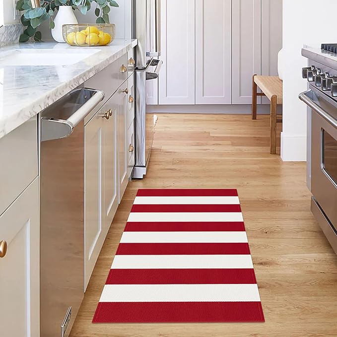 KOZYFLY Red White Striped Outdoor Rug 27.5x43 Inches Front Door Rugs Woven Christmas Area Rug Washable Doormats Entrance Mat for Front Porch Kitchen Entryway Bedside