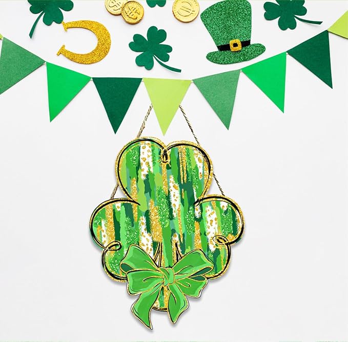 St Patricks Day Door Decorations, St Patricks Day Decorations, Shamrock Door Decoration, Lucky Gold Glitter Bow Clover Wood Hanging Sign for Office Party Porch Yard Outdoor Indoor Home Decor