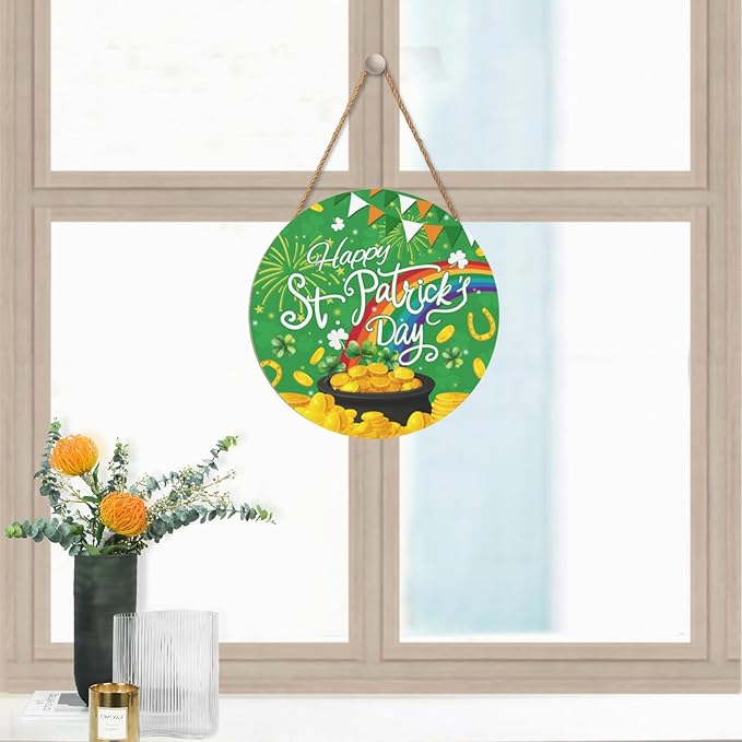 St. Patrick's Day Door Hanger Lucky Shamrock Rainbow Door Sign for Front Door Happy St Patricks Day Wooden Hanging Decoration for Wall Porch Outdoor Holiday