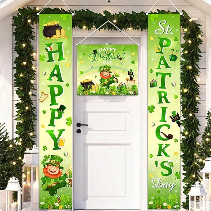 St Patricks Day Porch Sign Decoration - 3 Pack Green Clover Banner Yard Sign Irish Clover Front Door Hanging Banner for Outdoor Indoor Hanging Background St. Patrick's Day Family Party
