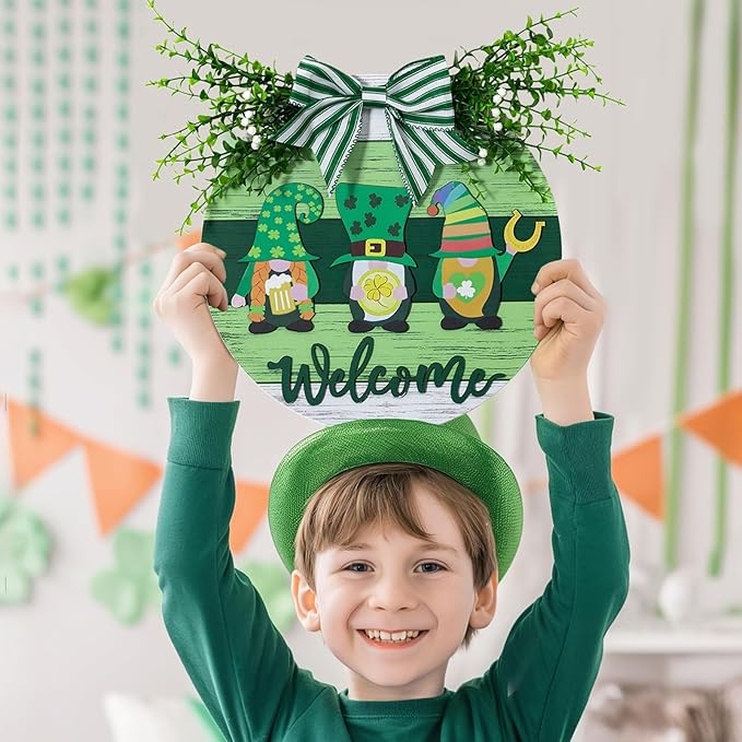 St Patricks Day Decorations: Irish Decor for Front Door Green Welcome Sign Gnomes Wall Hanging Saint Patrick's Day Wreath