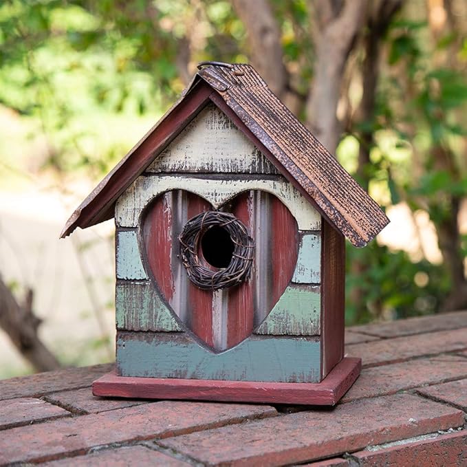 Glitzhome Hanging Bird House for Outdoor, 8.75" H Decorative Pet Cottage Distressed Heart Wooden Birdhouse for Outside, Garden Birdhouse for Bluebird Hummingbird Wren Finch Cardinals Cedar