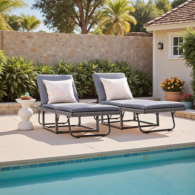 Devoko Lounge Chair Foldable Rattan Chaise Lounge 2-Pack, 5-Angle Adjustable Backrest Patio Chairs for Beach, Patio, Poolside (Grey)