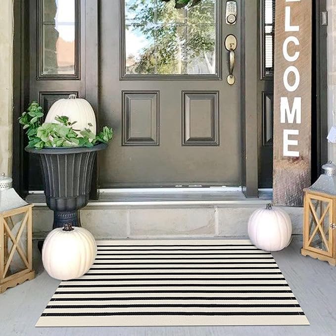 IOHOUZE Black Beige Striped Rug -2'x3' Front Door Rugs Outdoor, Small Washable Area Rug for Front Porch, Spring Summer Welcome Mats Outdoor Indoor, Doormat for Entryway Porch Entrance