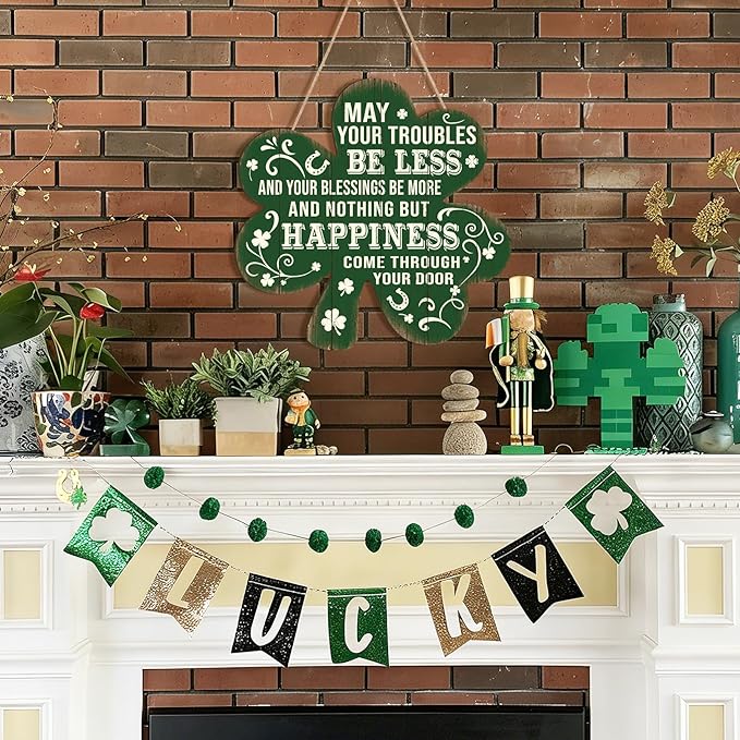 Wooden St Patricks Day Decoration Shamrock Door Wreath for Front Door Sign Wall Signs Shamrock Clover Spring Decoration, Irish Sign Welcome Hanging for Home Decor Party Outdoor Indoor Supply
