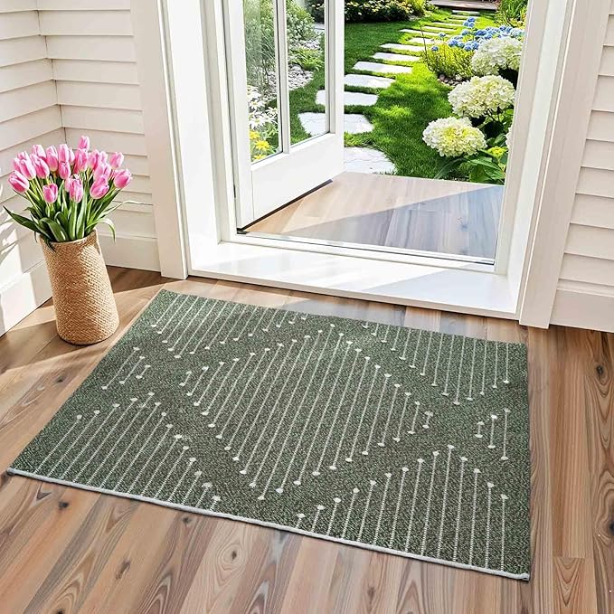 LIVEBOX Green Front Door Mat, Washable Kitchen Rug Cotton Woven Doormat,Small Area Rug for Entryway,Porch (Dark Green & White, 2.3X 3.6)