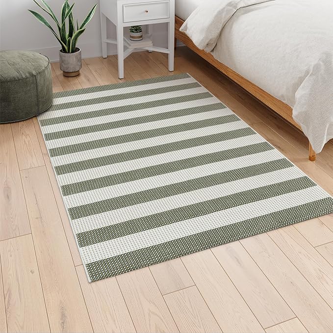 Green and White Striped Outdoor Rug 4x6 ft, Washable Cotton Woven Patio Rug, Reversible Foldable Front Porch Decor Indoor Outdoor Rugs for Farmhouse/Living Room