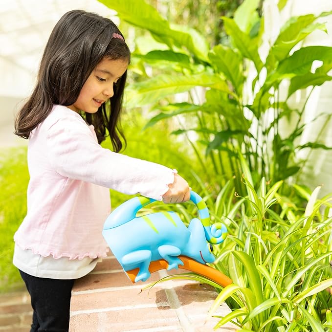 Melissa & Doug Sunny Patch Camo Chameleon Watering Can with Tail Handle and Branch-Shaped Spout
