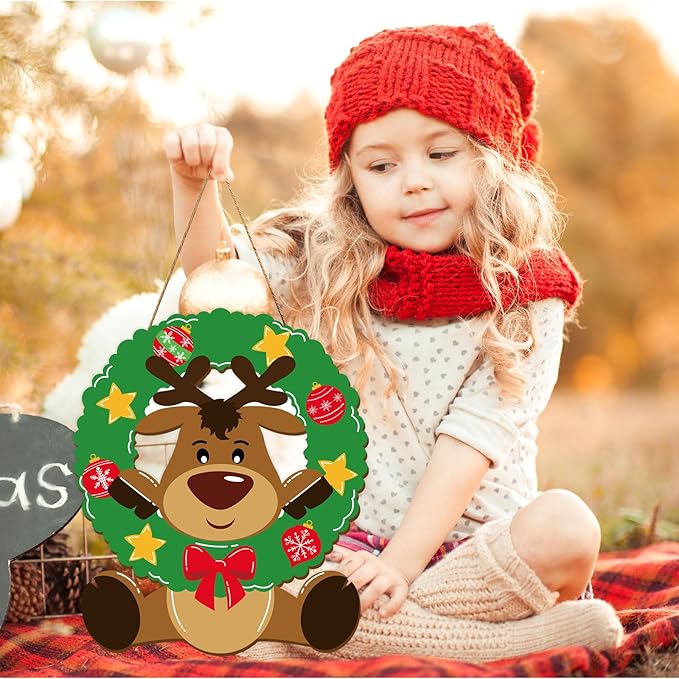 Whaline Christmas Reindeer Wooden Hanging Sign Xmas Cute Reindeer Wreath Welcome Wood Sign Holiday Door Decor Signs for Farmhouse Home Indoor Outdoor Porch Wall Office Decor
