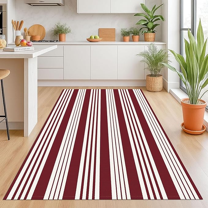 KOZYFLY Striped Outdoor Rug 4x6 Ft Red and White Christmas Front Door Rug Woven Area Rug Washable Indoor Cotton Rugs for Living Room Kitchen Entryway Patio Front Porch Holiday Decor