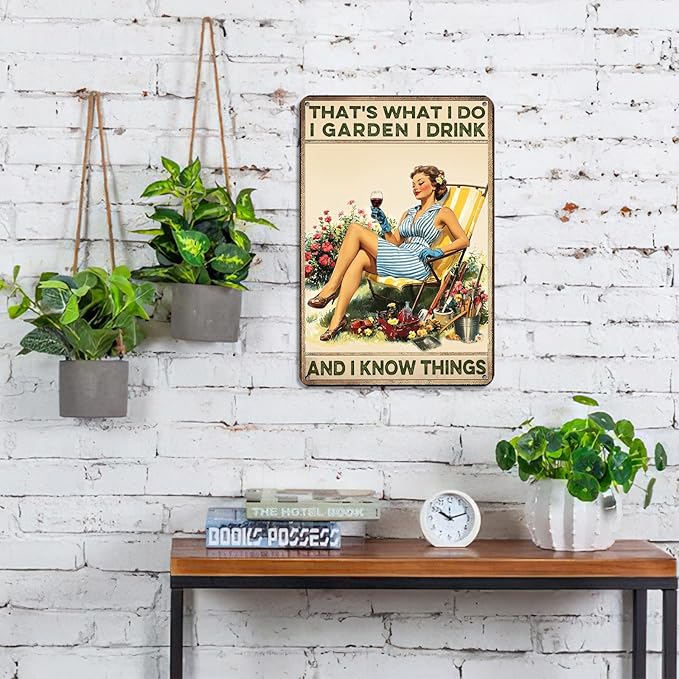 Funny Garden Aluminum Sign - 'Into The Garden I Go To Lose My Mind And Find My Soul' - Rustic Wall Art Decor for Home, Patio, Bar or Cafe 8x12 Inch